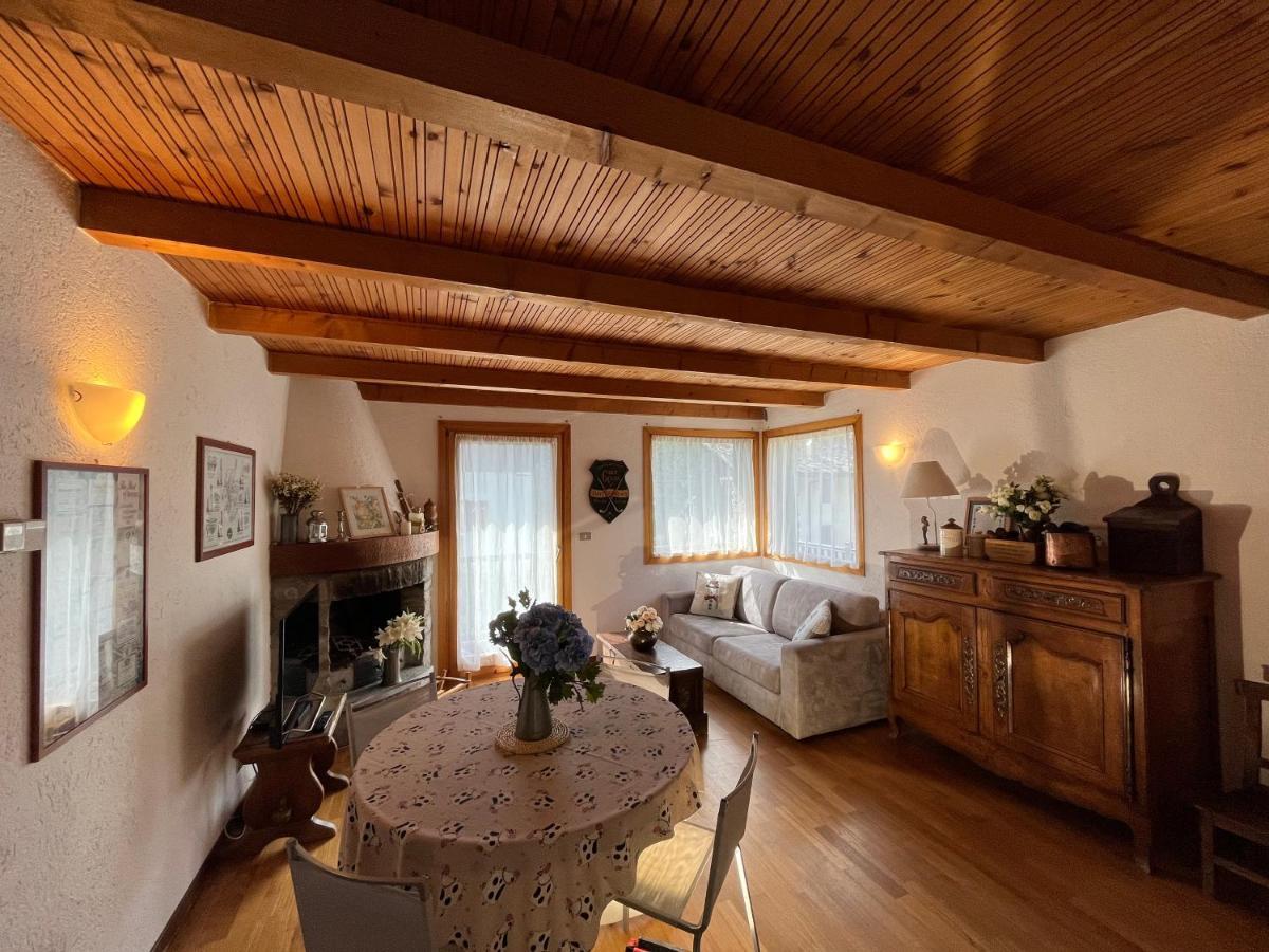 Chalet Blanc "Le Flocon" 库马约尔 外观 照片